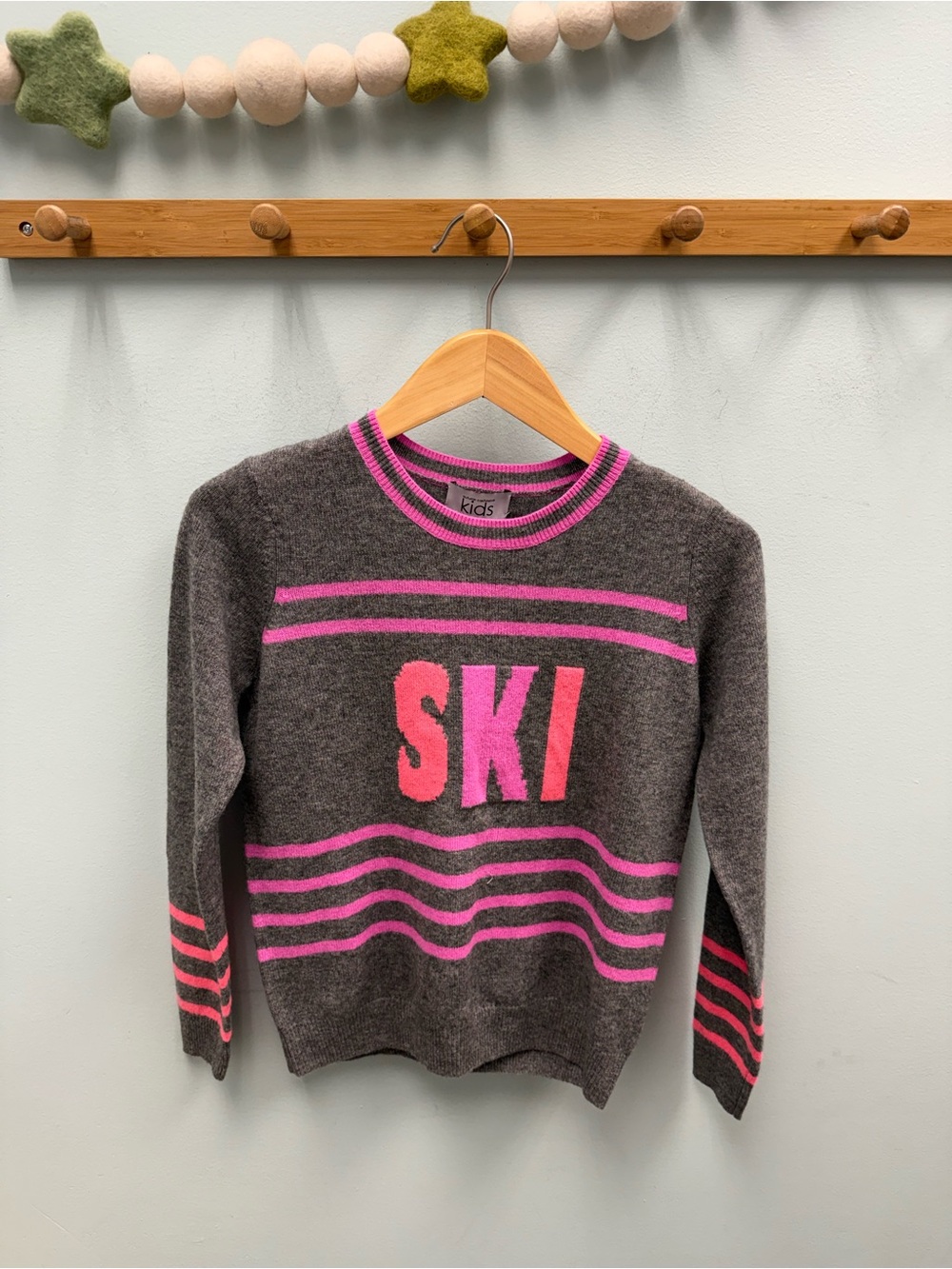 Teen Gray Crewneck Cashmere Sweater with Pink 'SKI' Graphic